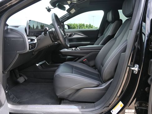 Certified 2024 Cadillac Lyriq Tech AWD/4WD image 14