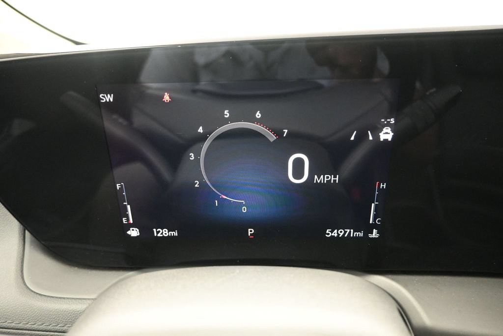 Used 2024 Buick Encore GX Sport Touring AWD/4WD image 12