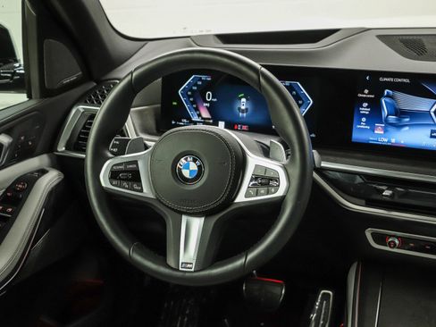 Used 2026 BMW X5 sDrive40i w/ M Sport Package RWD image 15