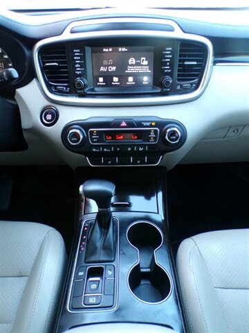 Used 2020 Kia Sorento EX FWD image 34