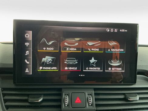 Used 2025 Audi Q5 2.0T Premium w/ Convenience Plus Package image 19