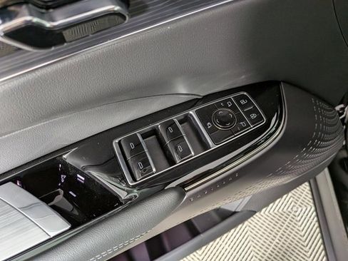 New 2026 Cadillac Lyriq Luxury image 17