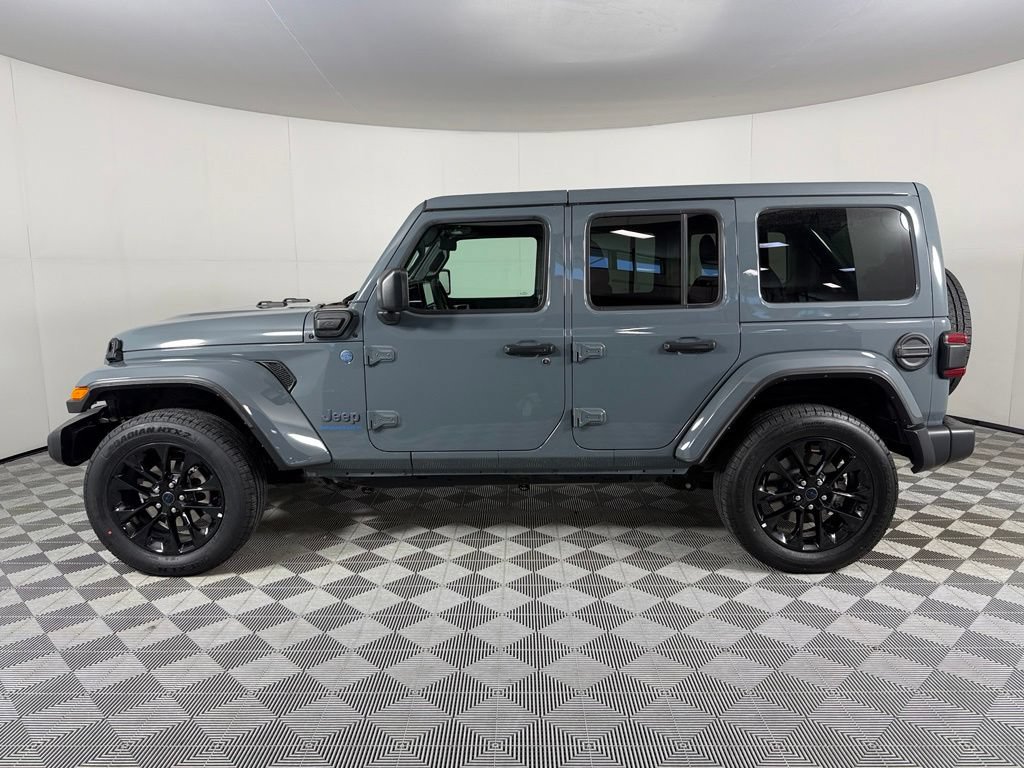Certified 2025 Jeep Wrangler Unlimited Sahara w/ Safety Group AWD/4WD image 10