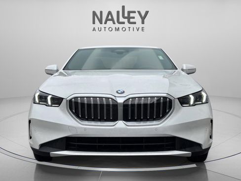 Used 2026 BMW 530i image 9