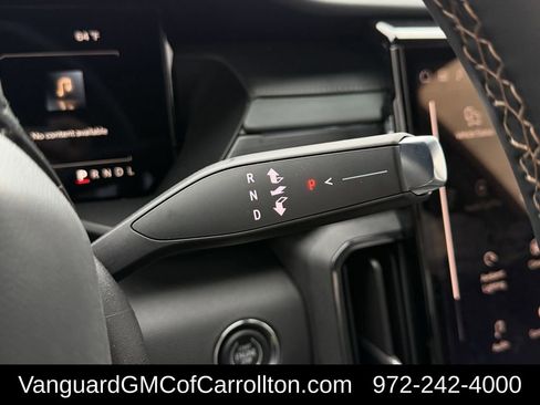 New 2026 GMC Acadia AT4 w/ LPO, Floor Liner Package AWD/4WD image 15