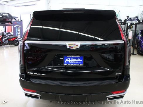 Used 2023 Cadillac Escalade ESV Premium Luxury AWD/4WD image 5