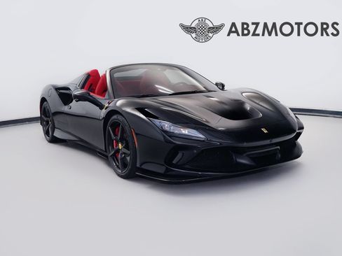 Used 2021 Ferrari F8 Tributo RWD image 1