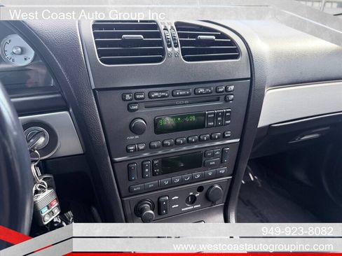 Used 2005 Ford Thunderbird RWD image 11