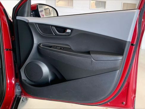 Used 2019 Hyundai Kona SE image 26