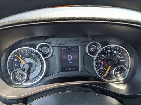 Used 2022 RAM 2500 Tradesman w/ Chrome Appearance Group image 45