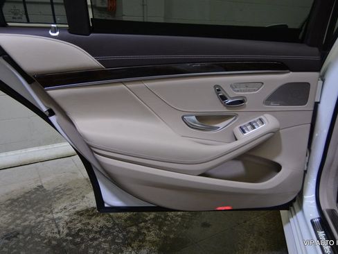 Used 2020 Mercedes-Benz S 560 Sedan image 16
