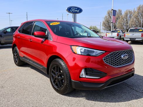 Used 2024 Ford Edge SEL w/ Convenience Package AWD/4WD image 7