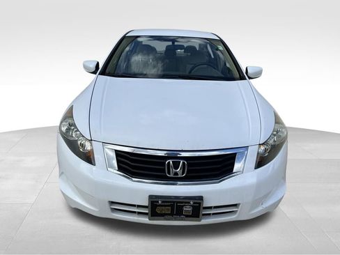 Used 2009 Honda Accord LX-P image 2