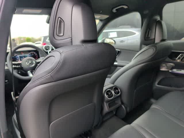 Used 2026 Mercedes-Benz GLC 300 image 17