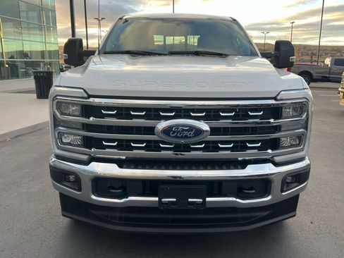 Certified 2024 Ford F350 Lariat image 3
