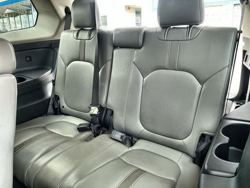 Used 2023 Honda Pilot EX-L image 26