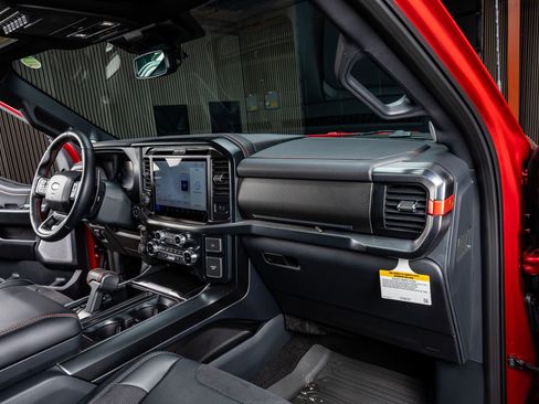 Used 2025 Ford F150 Raptor image 18