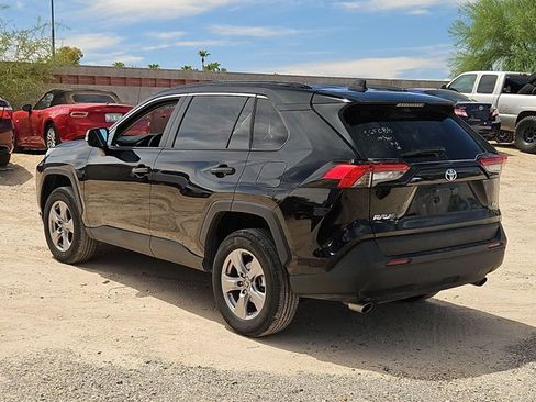 Used 2025 Toyota RAV4 XLE FWD image 7