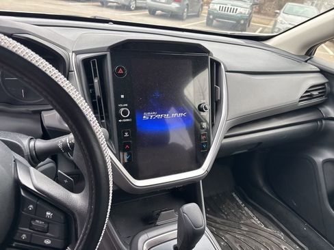 Used 2024 Subaru Crosstrek 2.0i Premium image 10