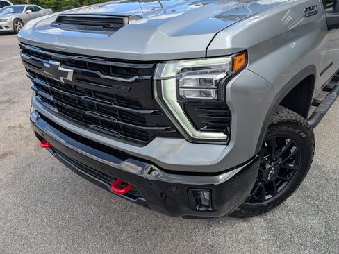 Used 2026 Chevrolet Silverado 2500 LT w/ Trail Boss Package AWD/4WD image 13