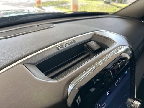 Used 2023 RAM 2500 Laramie AWD/4WD image 46