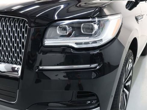 Used 2023 Lincoln Navigator Reserve image 20
