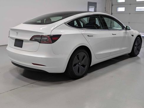Used 2020 Tesla Model 3 Standard Range Plus RWD image 8