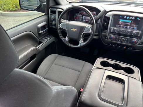Used 2018 Chevrolet Silverado 1500 LT w/ All Star Edition AWD/4WD image 12