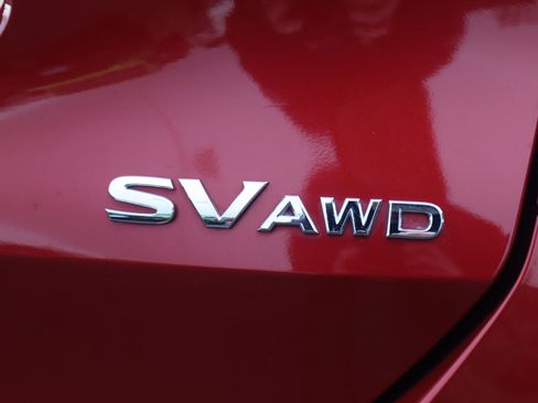 Used 2015 Nissan Rogue SV w/ SV Moonroof Package image 28