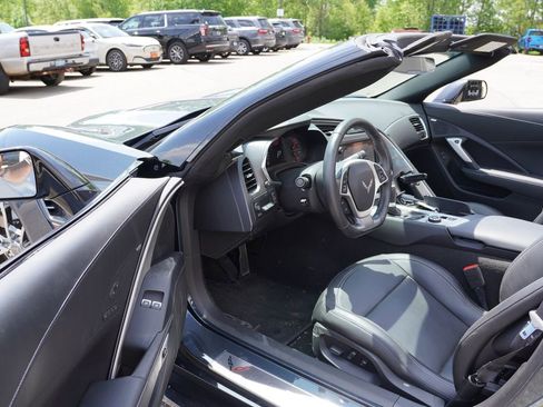 Used 2019 Chevrolet Corvette Grand Sport RWD image 14