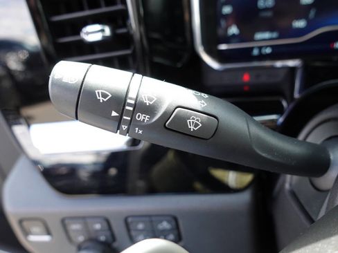 Used 2022 Chevrolet Silverado 1500 LT Trail Boss image 65