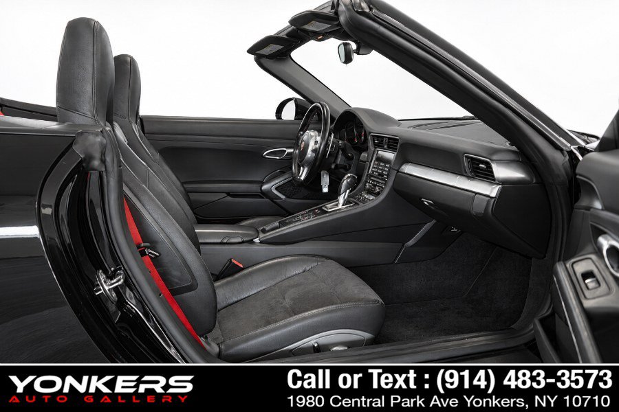 Used 2015 Porsche 911 Carrera S RWD image 24