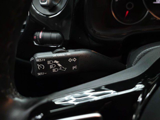 Used 2018 Volkswagen Beetle 2.0T S w/ Style & Comfort Package For S FWD image 19