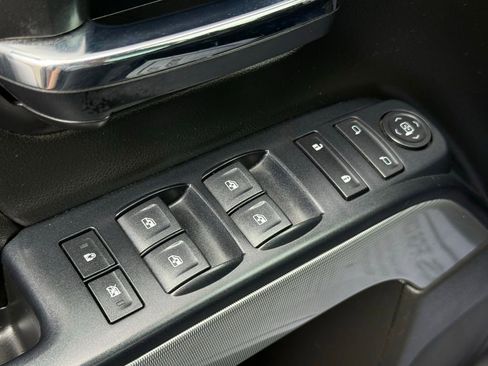 Used 2018 Chevrolet Silverado 1500 LT w/ All Star Edition image 20