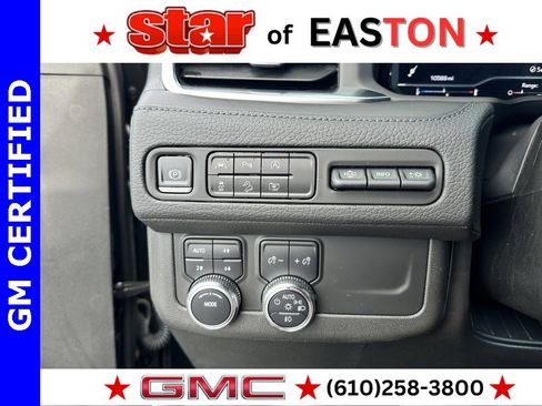 Used 2023 GMC Yukon Denali image 31