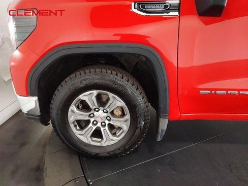 Used 2023 GMC Sierra 1500 SLE image 42