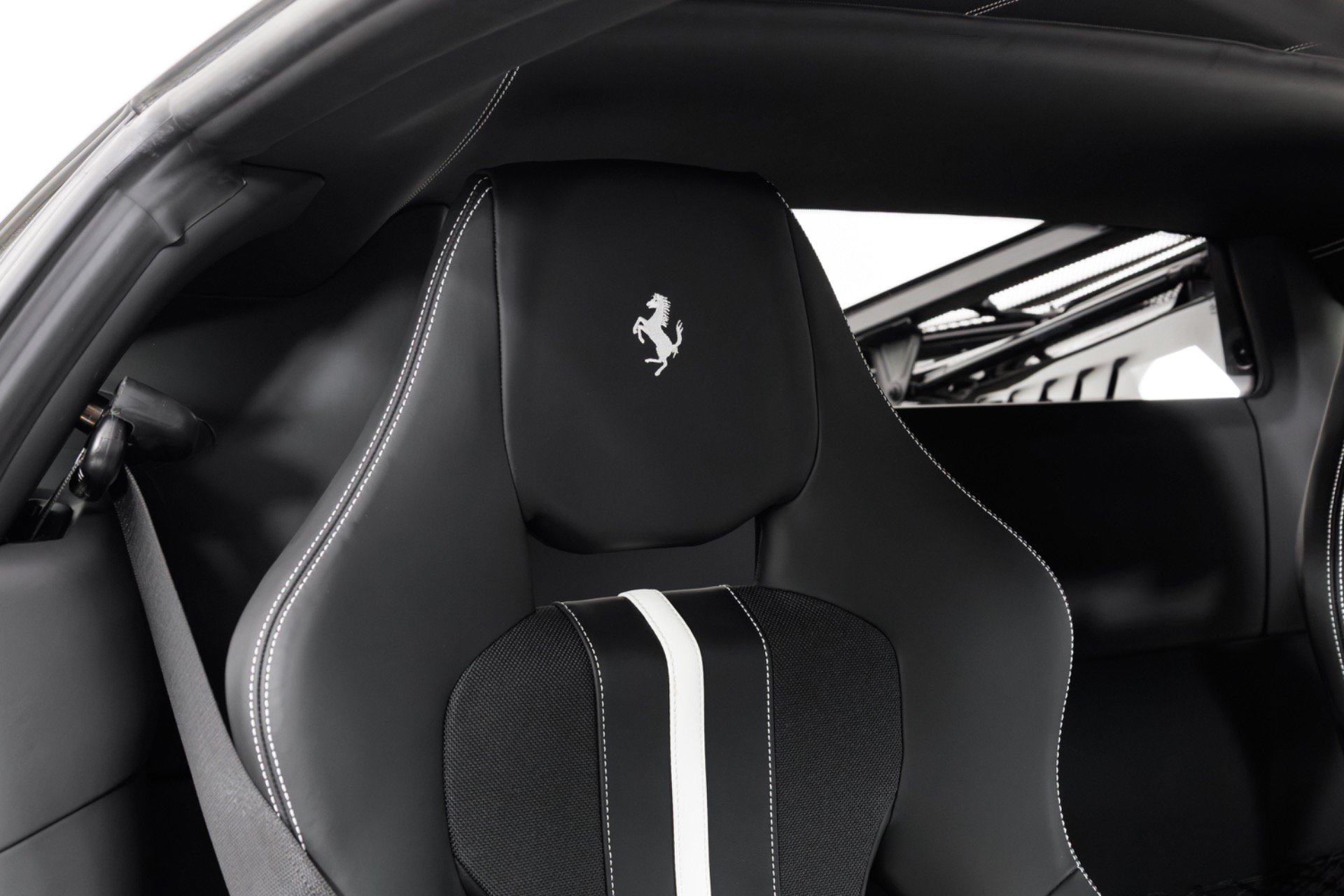 Used 2020 Ferrari 488 Pista Coupe RWD image 39
