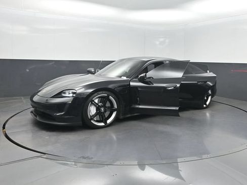 Used 2020 Porsche Taycan 4S AWD/4WD image 37