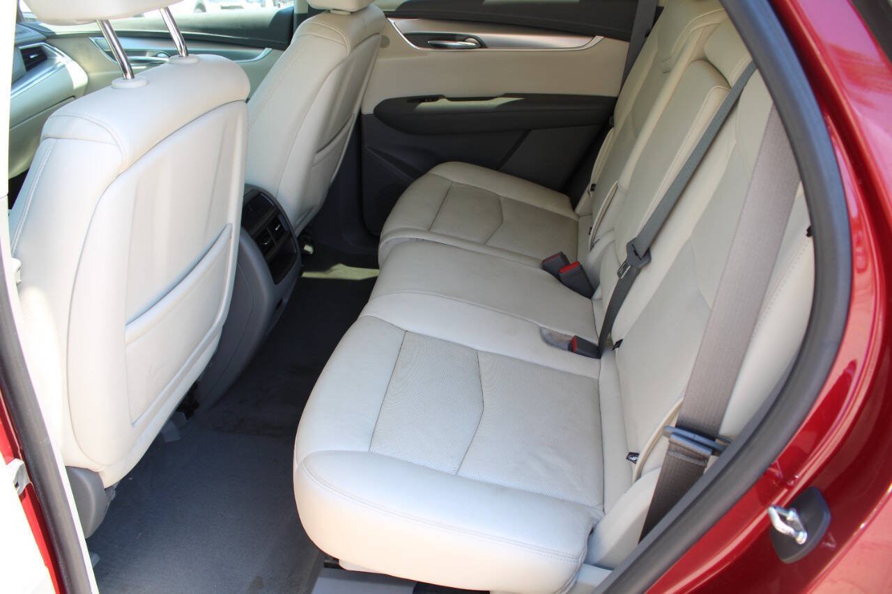 Used 2019 Cadillac XT5 Luxury AWD/4WD image 13