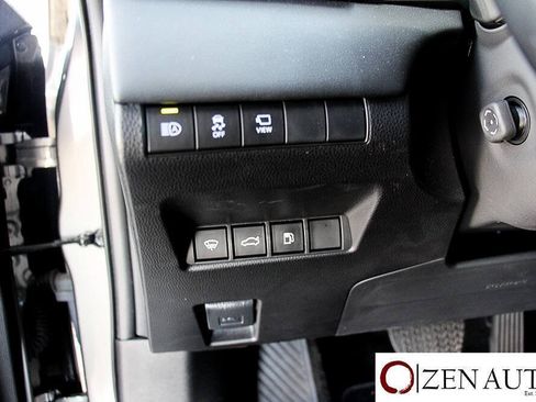 Used 2022 Toyota Mirai w/ Advanced Technology Package RWD image 21