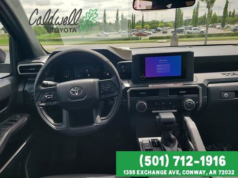 Used 2025 Toyota Tacoma SR AWD/4WD image 25