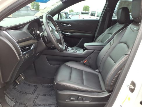 Used 2022 Cadillac XT4 Sport w/ Cold Weather Package FWD image 22