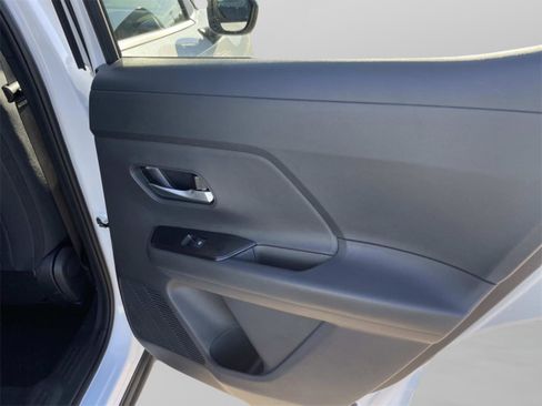 New 2026 Nissan Kicks SV w/ SV Premium Package image 21