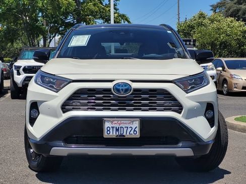 Used 2021 Toyota RAV4 XSE AWD/4WD image 3