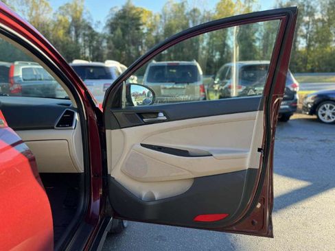 Used 2016 Hyundai Tucson SE w/ Option Group 02 image 13