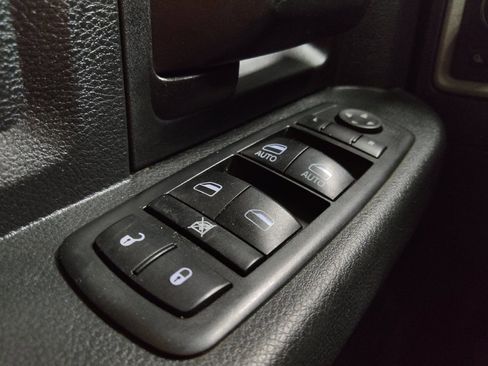 Used 2017 RAM 1500 Tradesman w/ Protection Group AWD/4WD image 27