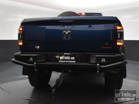 Used 2023 RAM 2500 Laramie w/ Night Edition AWD/4WD image 6