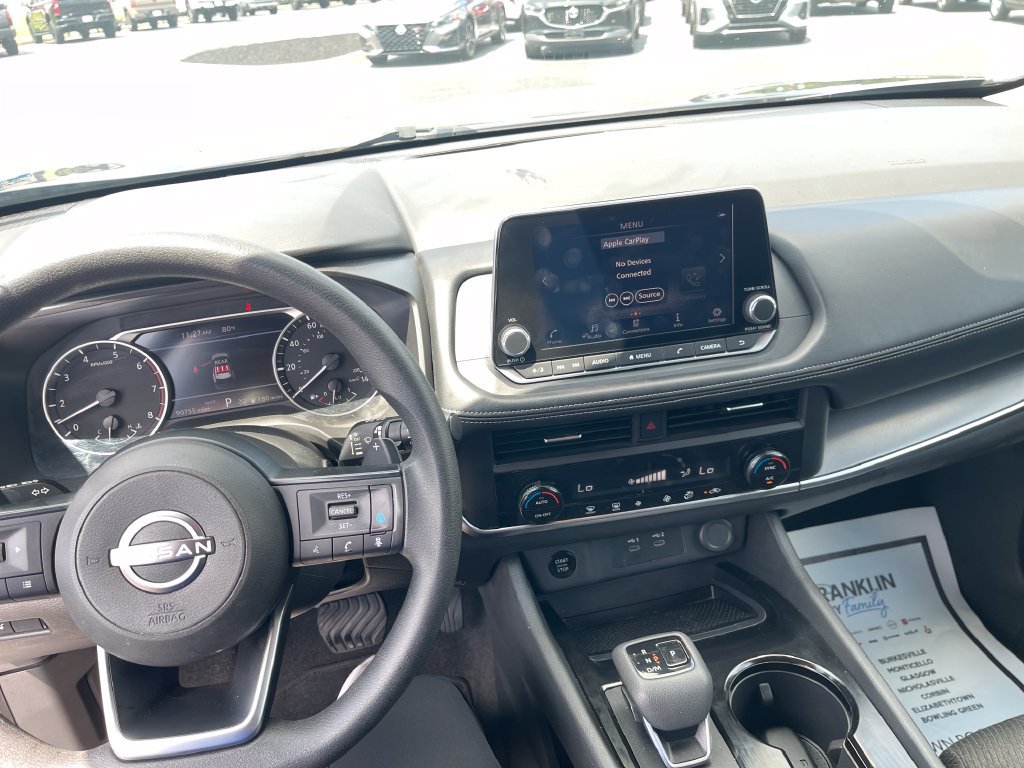 Used 2024 Nissan Rogue SV AWD/4WD image 16