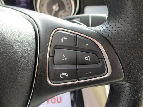 Used 2016 Mercedes-Benz GLA 250 4MATIC image 13