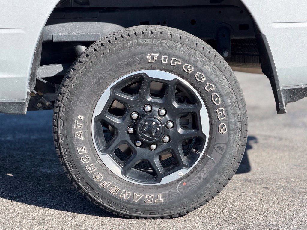 Used 2026 RAM 2500 Laramie AWD/4WD image 4